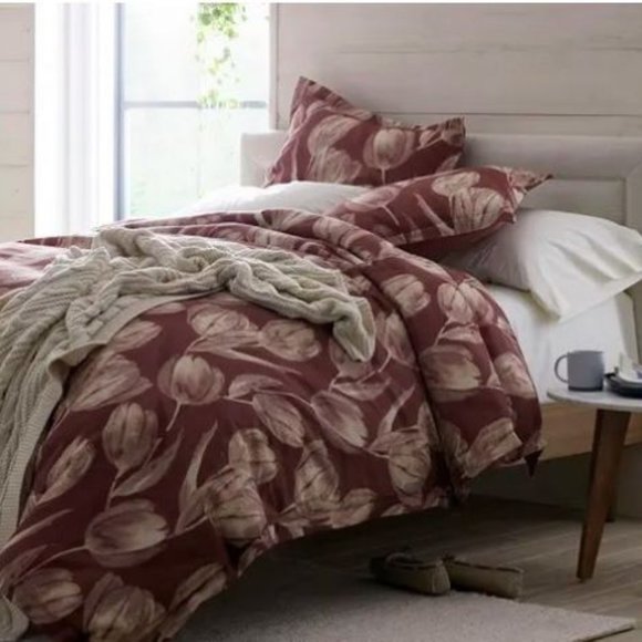 The Company Store Grand Tulip Duvet Cover -Textural Cotton Duck - Picture 2 of 7